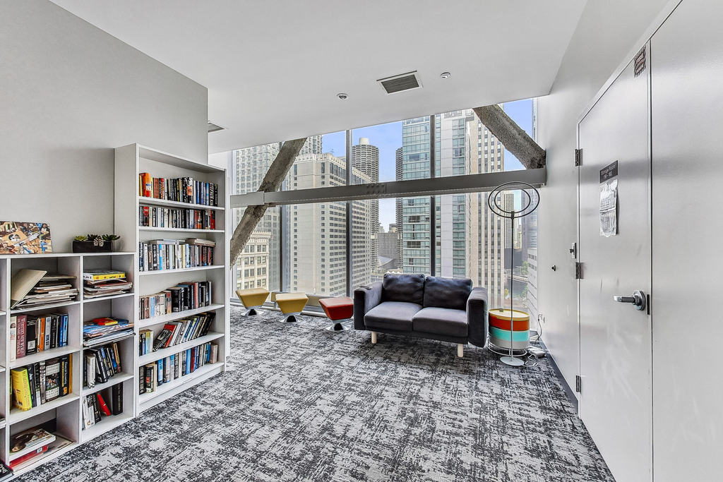 8 E Randolph Street - Photo 26