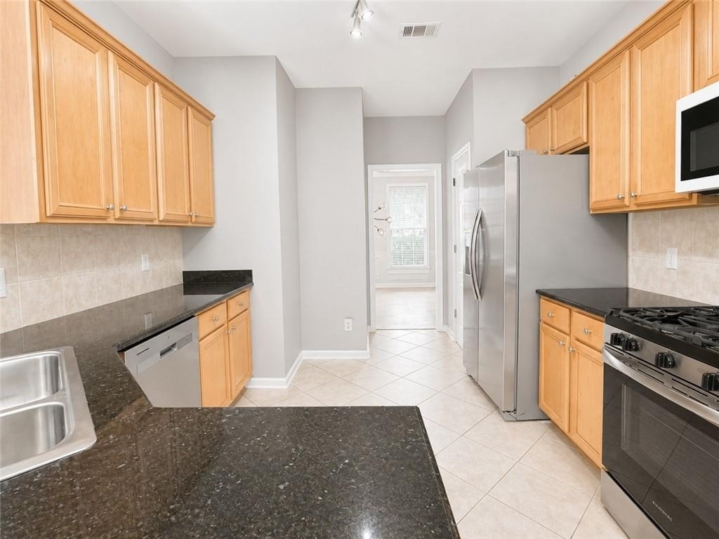 1707 Hidden Pond Circle - Photo 9