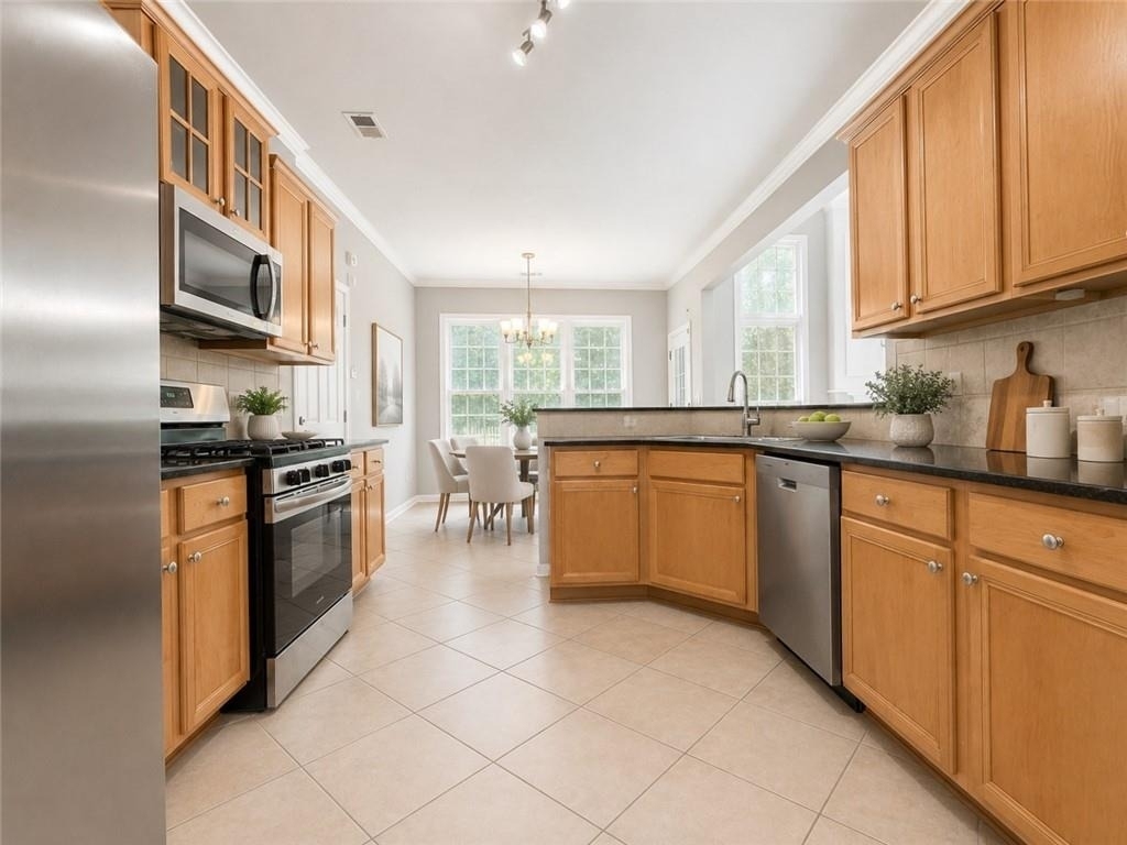1707 Hidden Pond Circle - Photo 8
