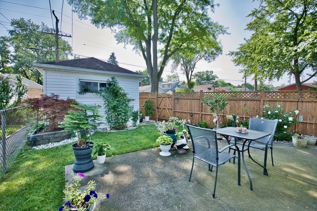 5974 W Miami Avenue - Photo 3