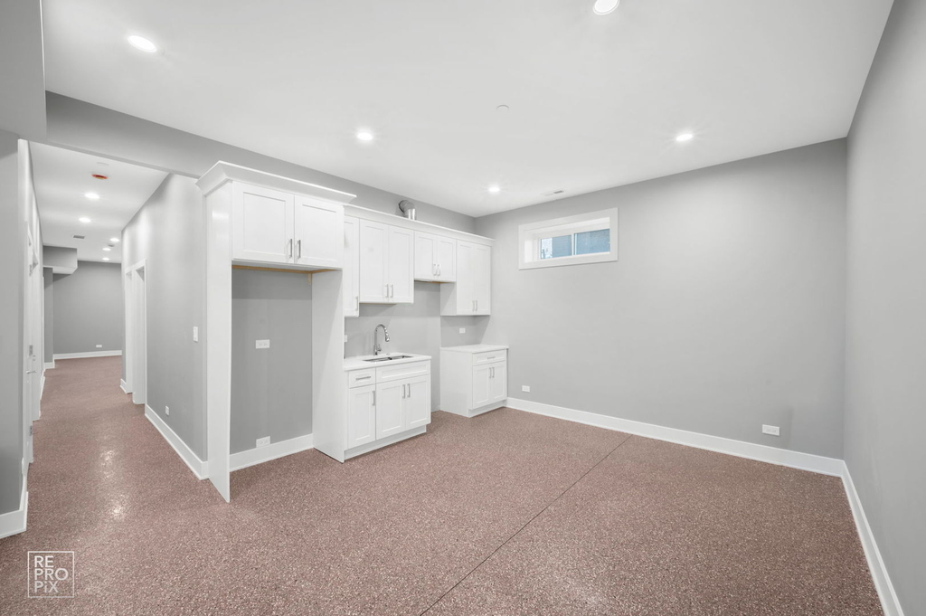 8734 Kimball Avenue - Photo 4