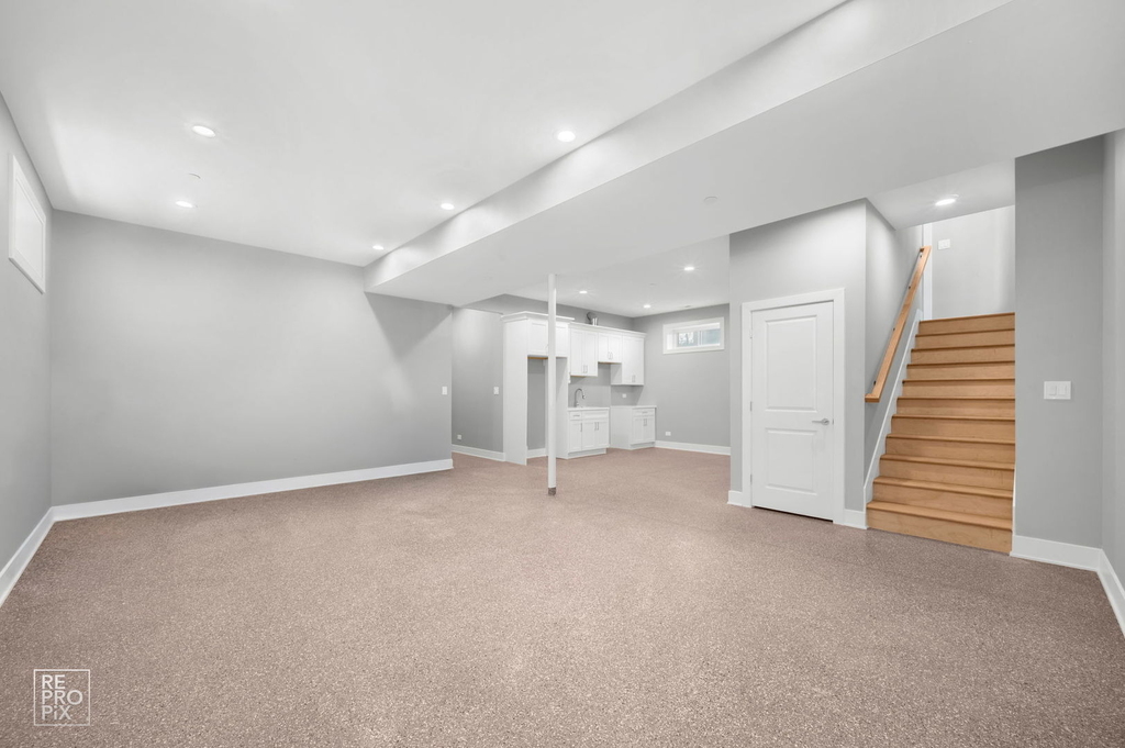 8734 Kimball Avenue - Photo 8