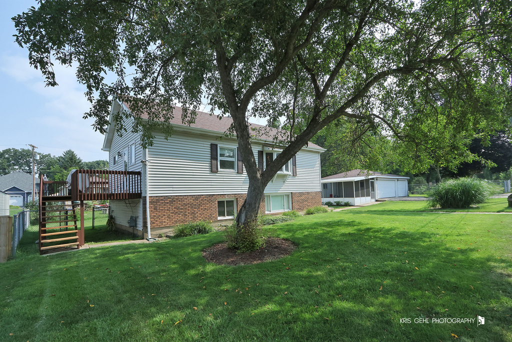 26415 W Ingleside Shore Drive - Photo 1