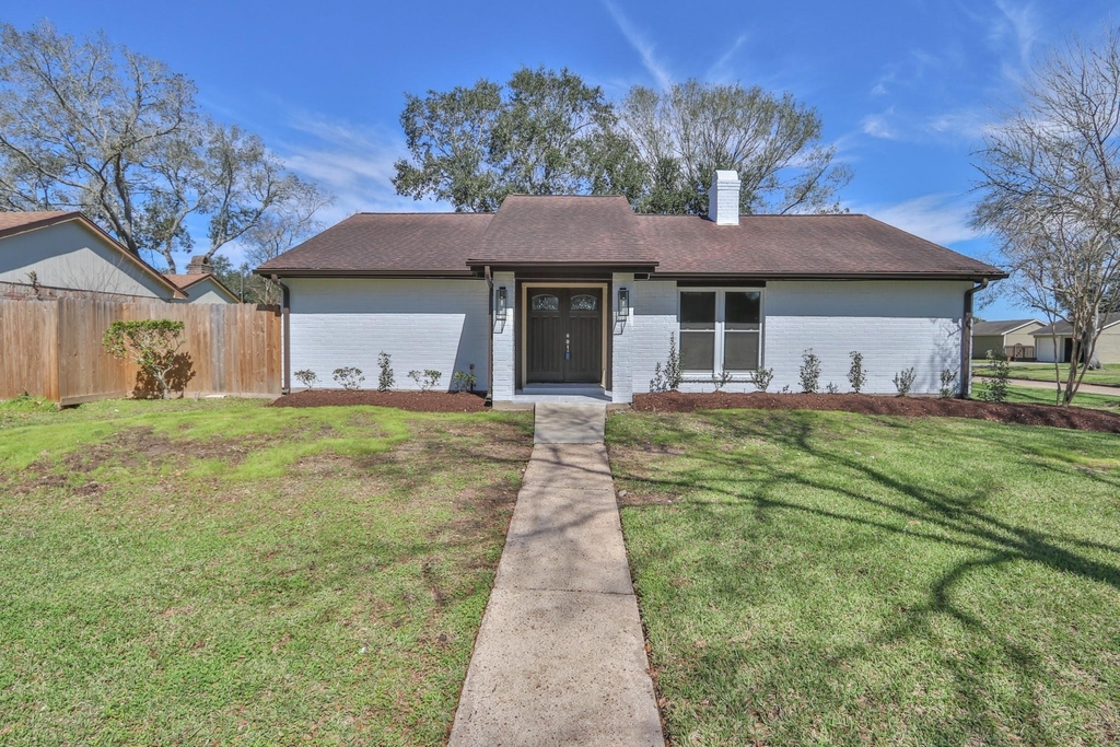 509 Belmont Drive - Photo 2