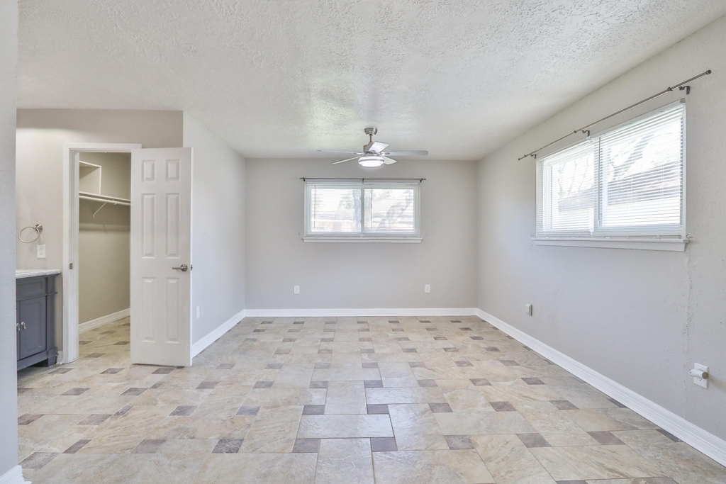 509 Belmont Drive - Photo 18