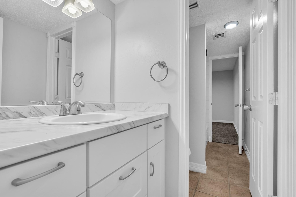 12900 Walden Road - Photo 7