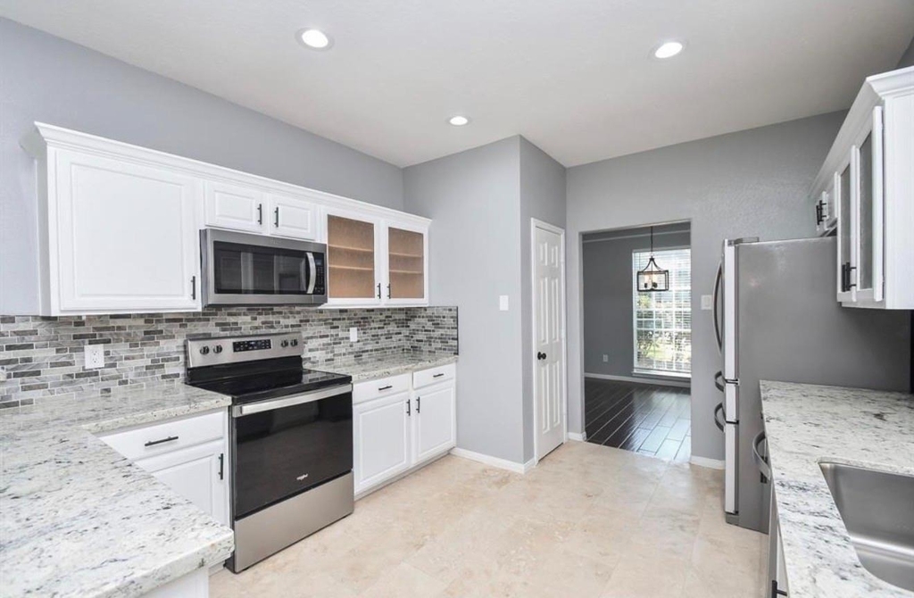 18522 Autumn Park Drive - Photo 1