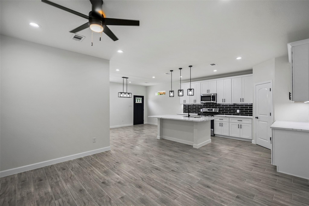 1078 Saint Clair Street - Photo 12