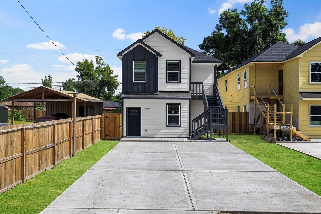 1078 Saint Clair Street - Photo 1