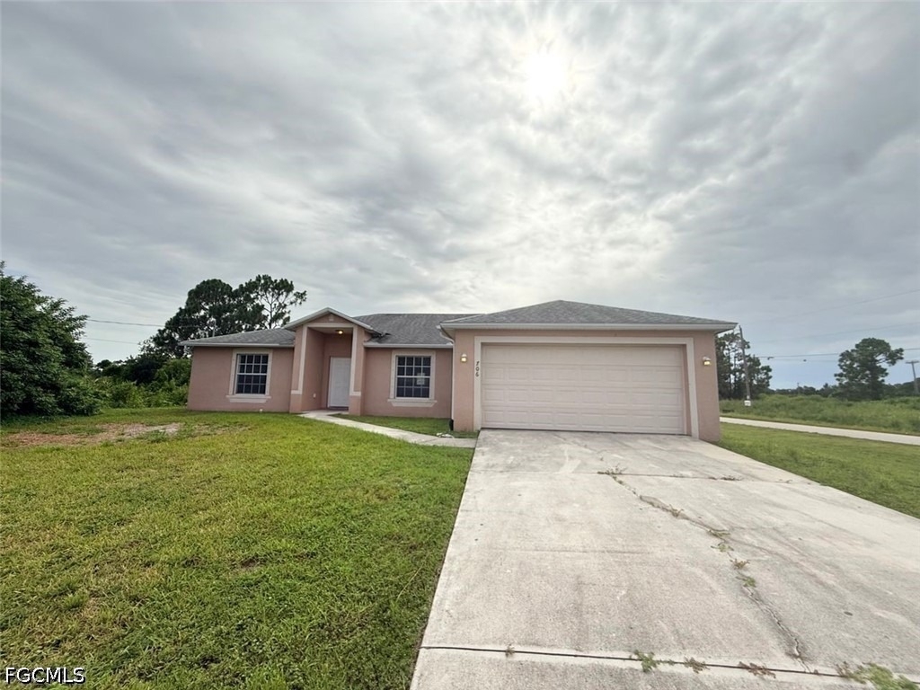 706 Oro Avenue S - Photo 0