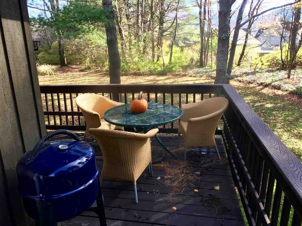 9 Murray Hill Road South - Photo 3