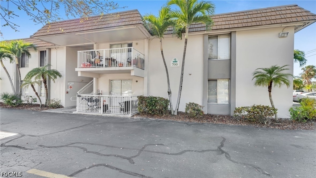 1830 Maravilla Avenue - Photo 26