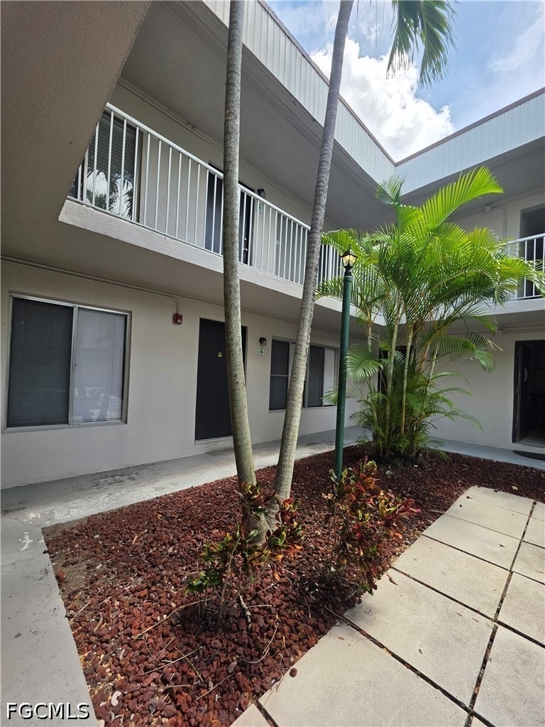 1830 Maravilla Avenue - Photo 22