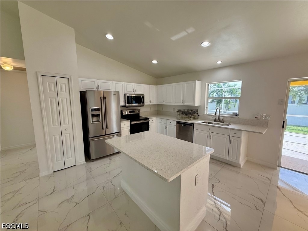 2209 Ne 9th Avenue - Photo 6