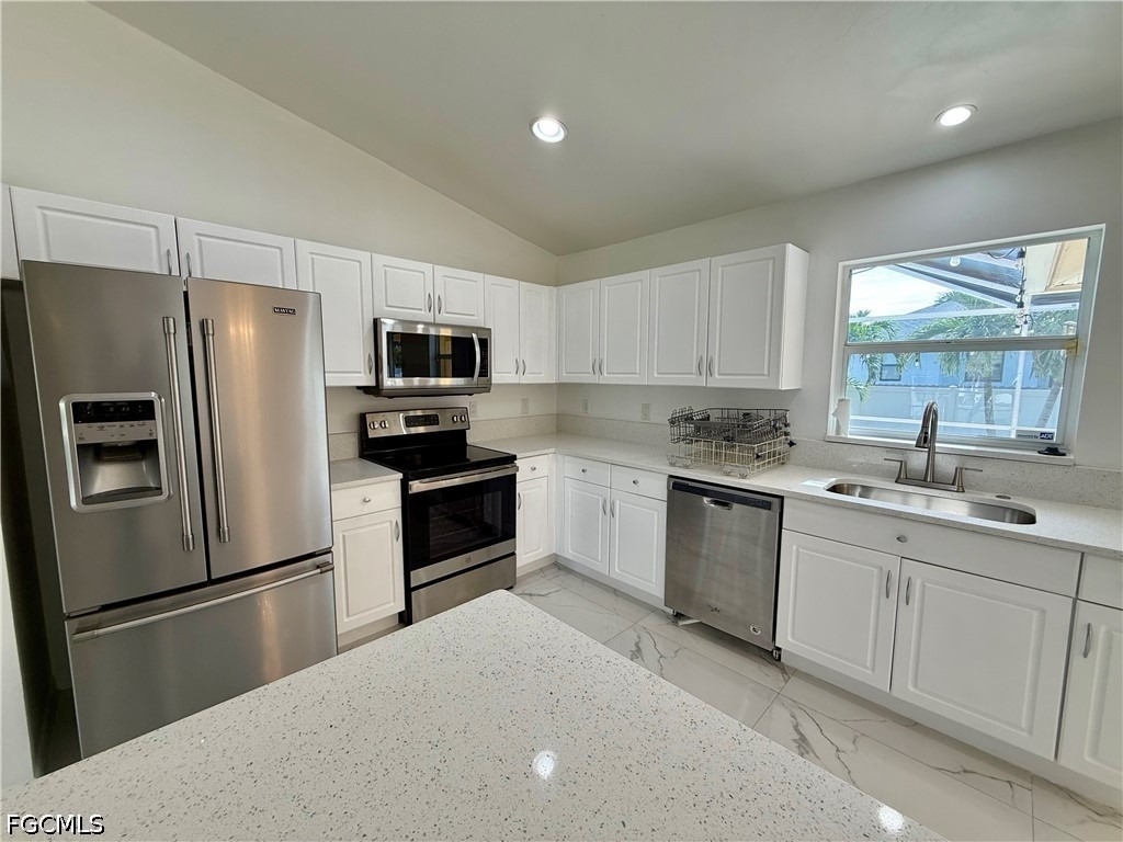2209 Ne 9th Avenue - Photo 7