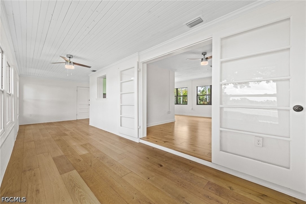 1442 Olmeda Way - Photo 16