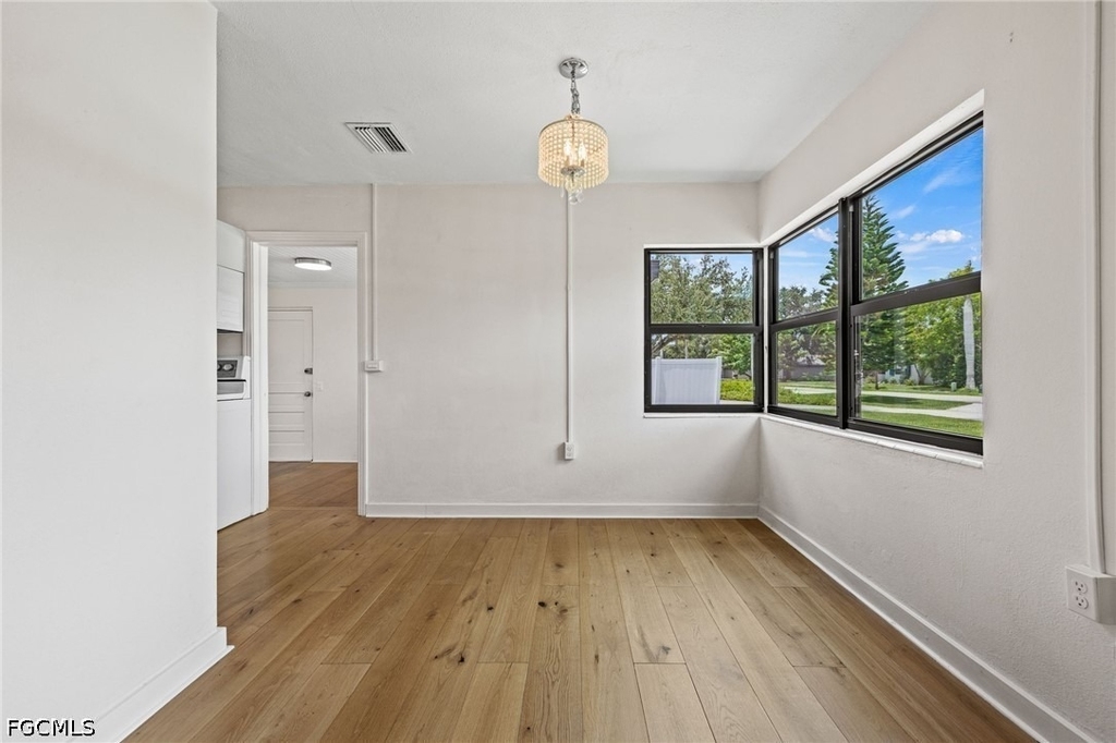 1442 Olmeda Way - Photo 4