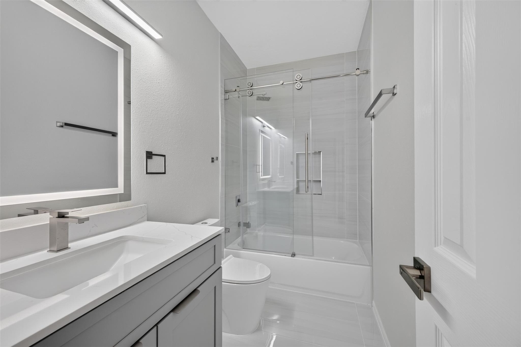 24542 Bella Veneza Drive - Photo 14