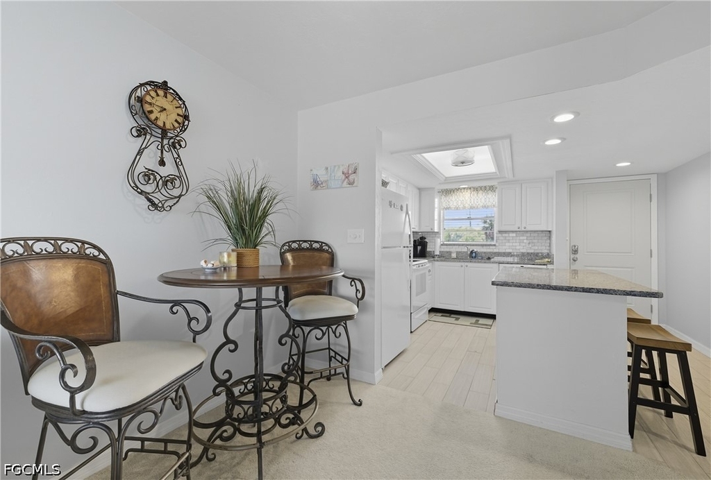 16881 Davis Road - Photo 9