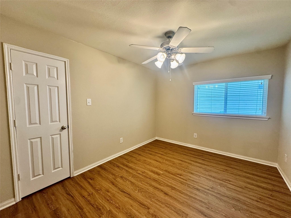 2303 Corry Crest Circle - Photo 18