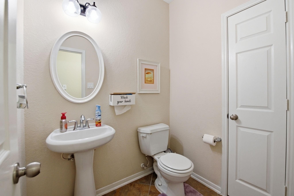5002 Rollingstone Road - Photo 8