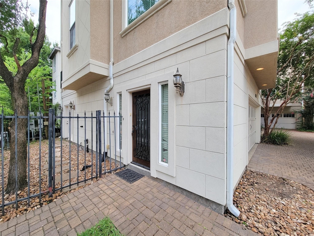 2418 Ralph Street - Photo 1