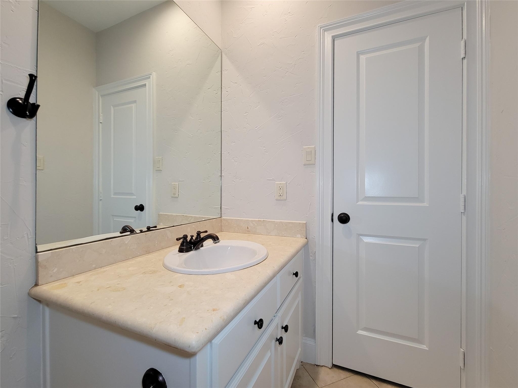 2418 Ralph Street - Photo 36