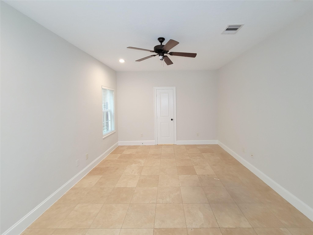 2418 Ralph Street - Photo 7