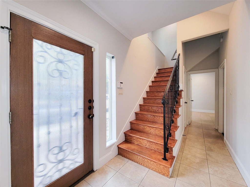 2418 Ralph Street - Photo 4