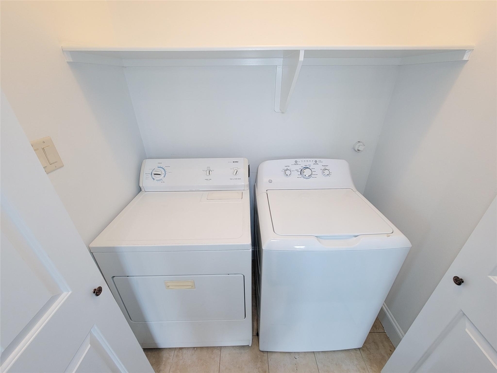 2418 Ralph Street - Photo 39