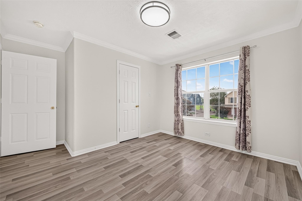 12502 Venus Park Lane - Photo 22