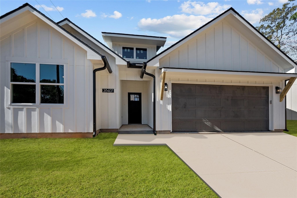 28407 Champion Oaks Drive - Photo 3