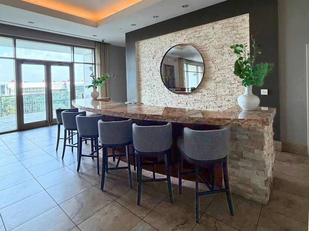 1400 Mckinney Street - Photo 3