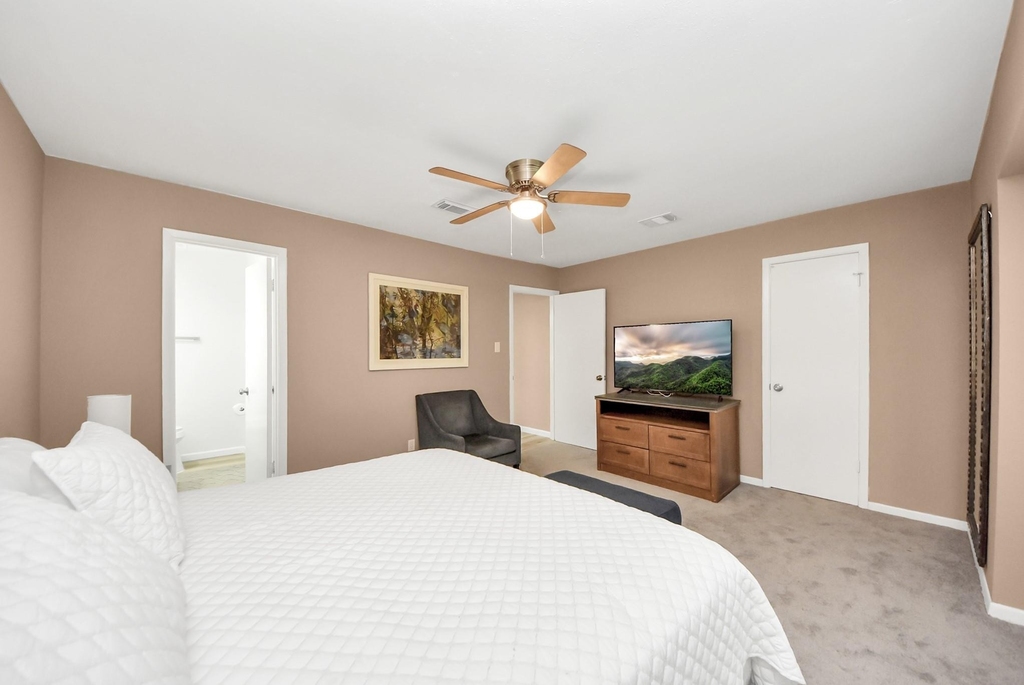 6710 Biggs Court - Photo 32