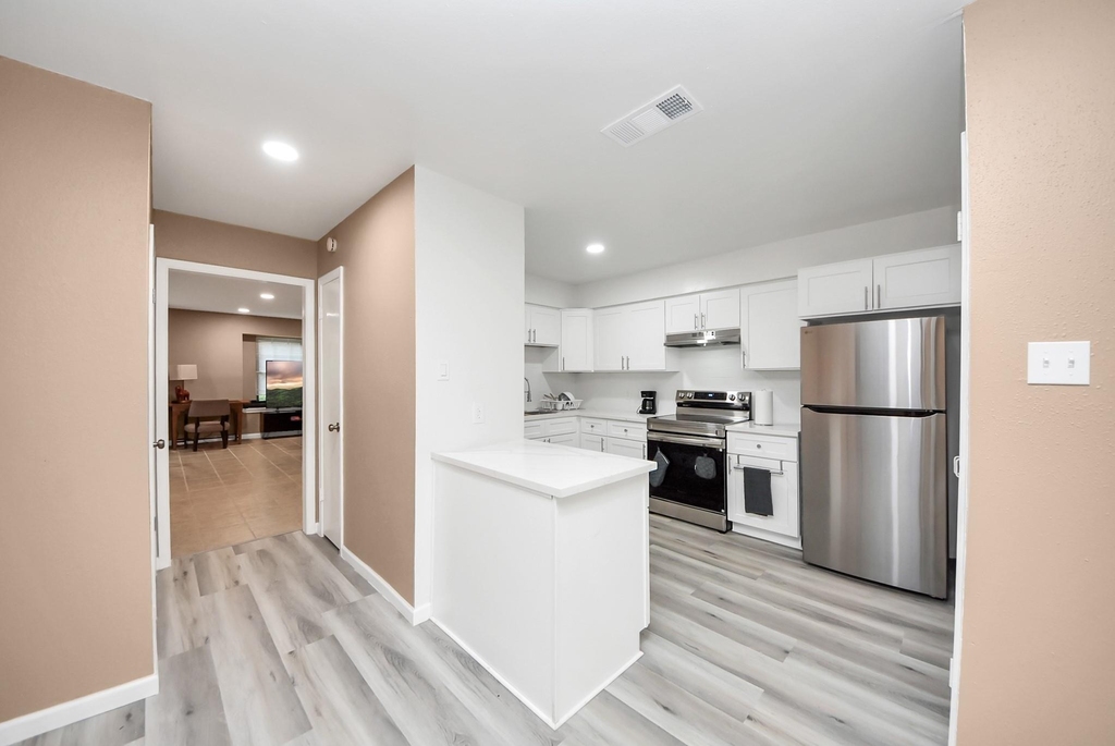 6710 Biggs Court - Photo 16