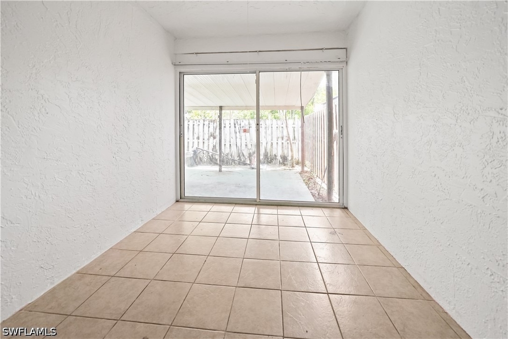 5078 Amber Lane - Photo 0