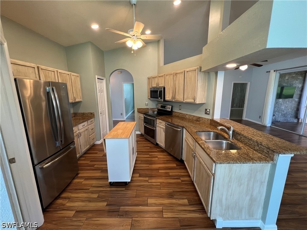 608 Crossfield Circle - Photo 15
