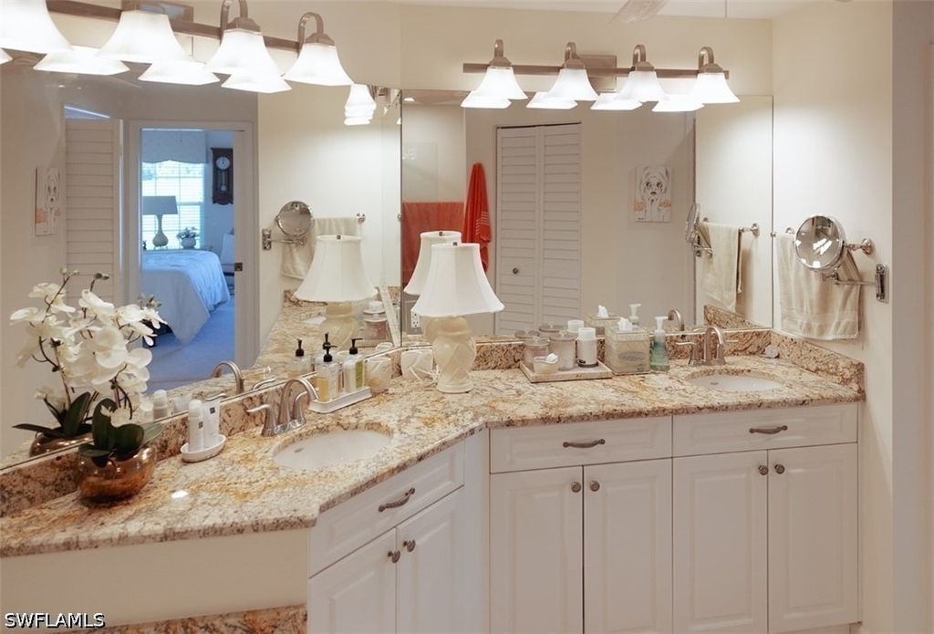 6270 Bellerive Avenue - Photo 13