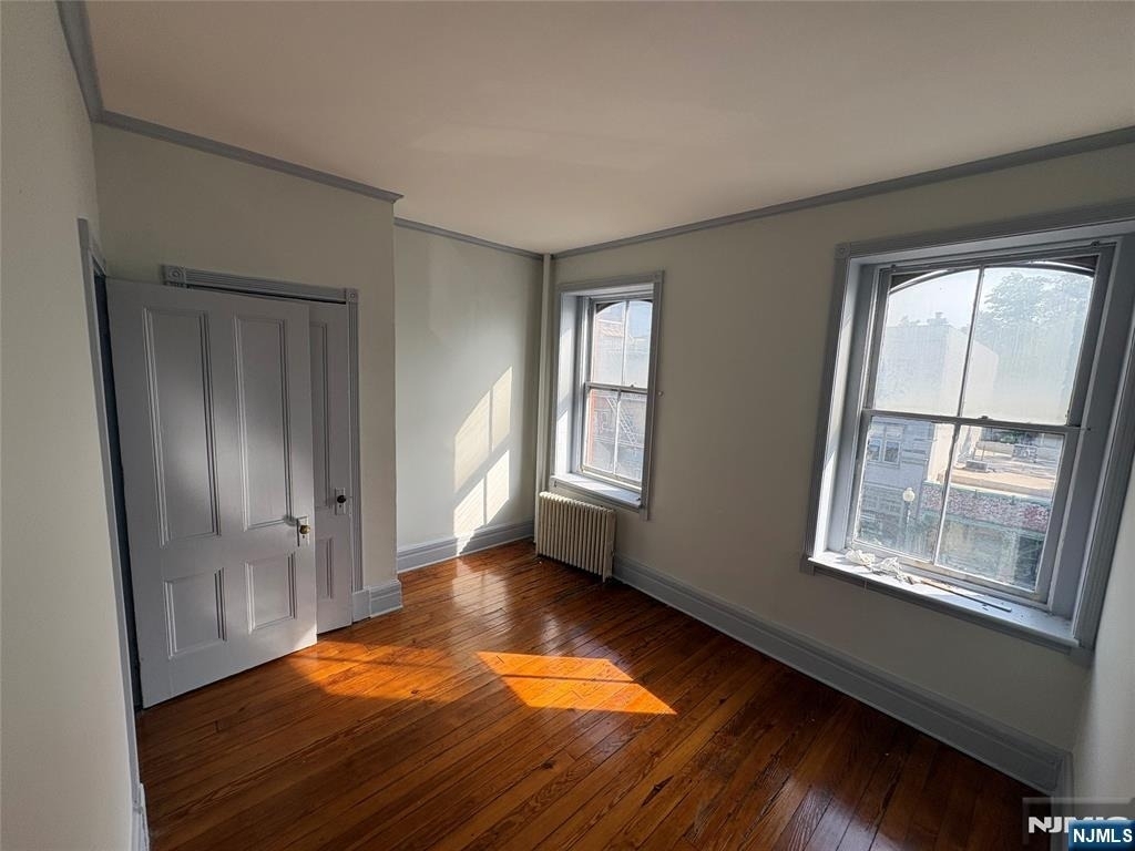 425 Bloomfield - Photo 5