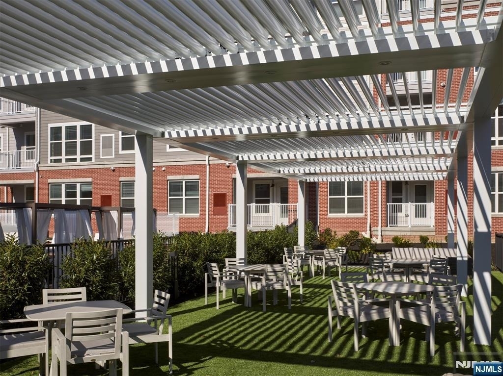 100 Eisenhower - Photo 30