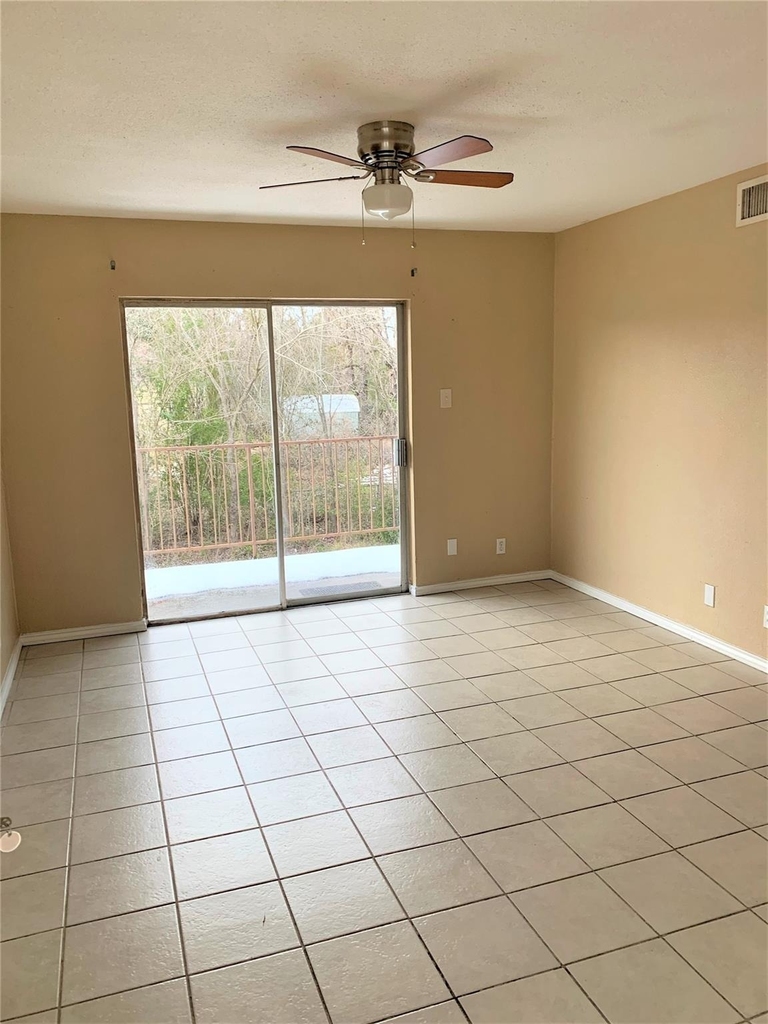 115 Kelly Street - Photo 3