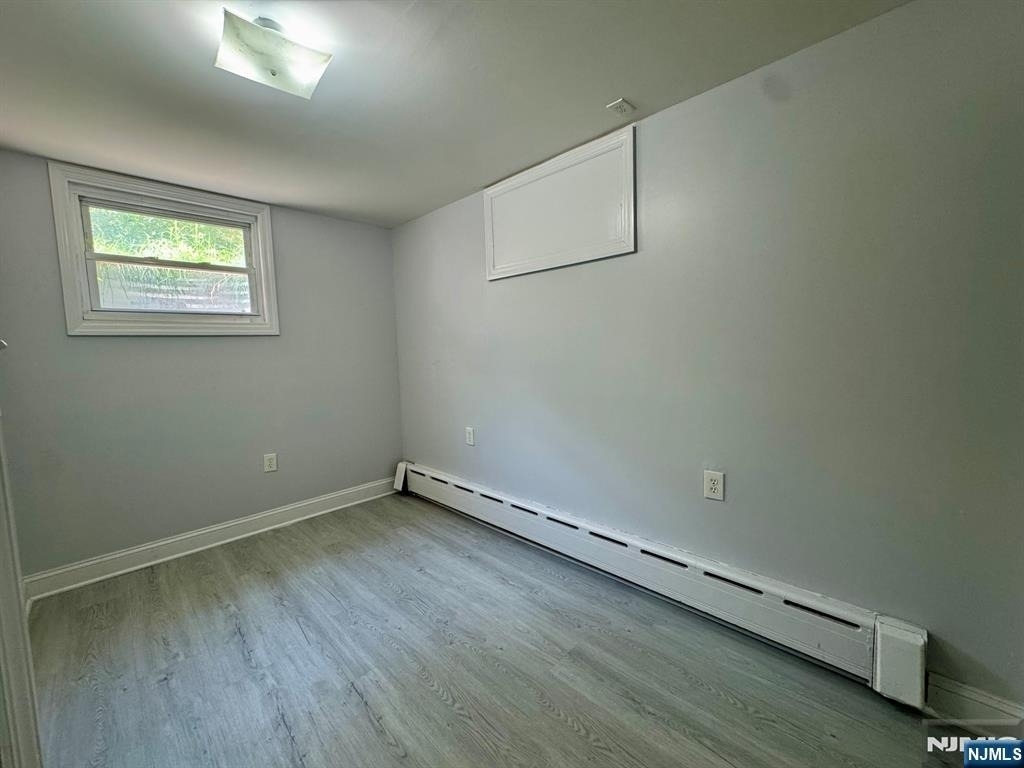 687 Midland - Photo 5