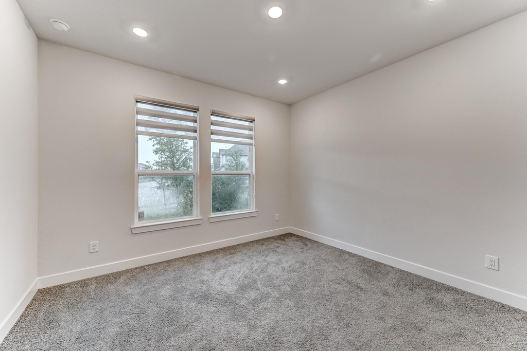9522 Rialto Creek Drive - Photo 22