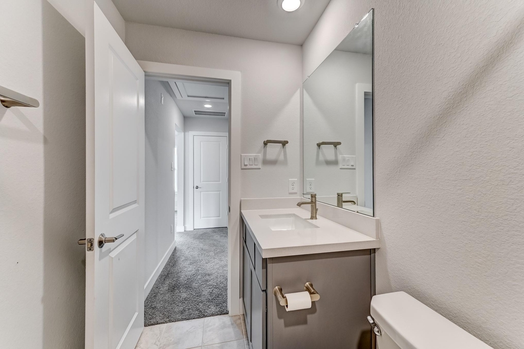 9522 Rialto Creek Drive - Photo 33