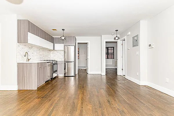 207 Schaefer Street - Photo 1