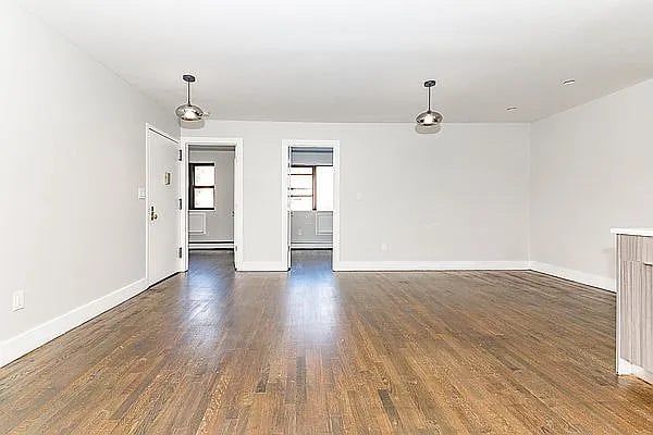 207 Schaefer Street - Photo 3