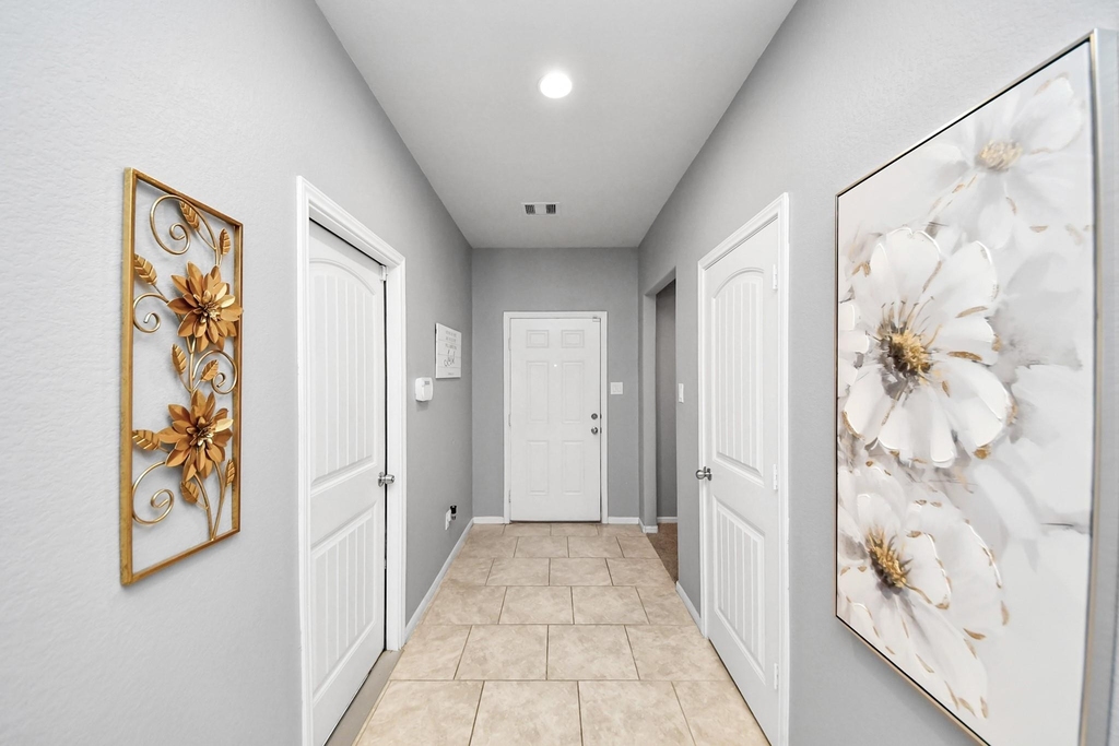 3030 Dripping Springs Court - Photo 2