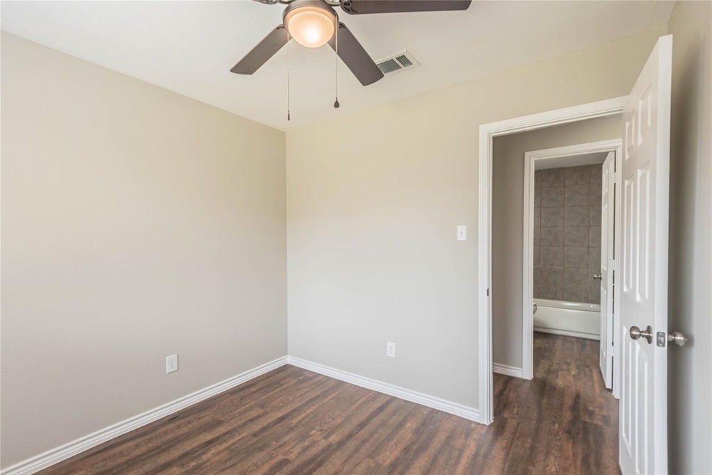 7522 Pepperbrook Drive - Photo 13