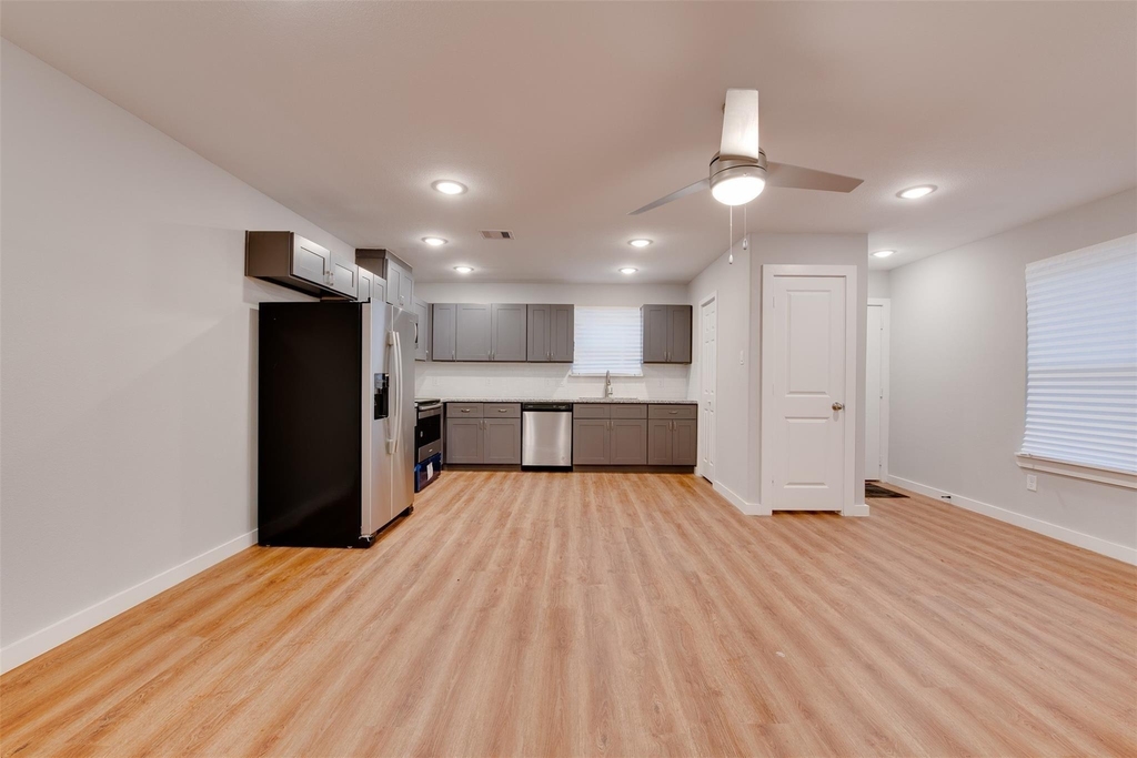 2702 Reid Street - Photo 6