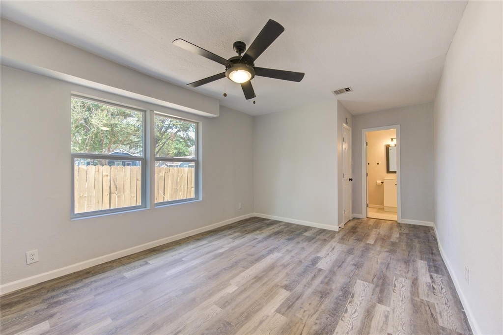 3705 Rawley Street - Photo 9